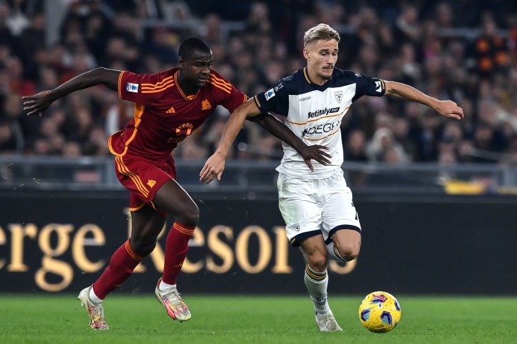 斯基拉:巴萨、曼联等队关注恩迪卡,罗马为球员估价5000万欧