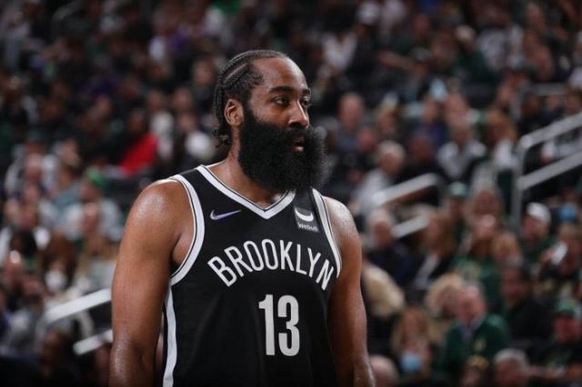 leyu乐鱼体育手机官网入口-篮网低迷症结在哈登！场均3罚18分 真被新规削弱？