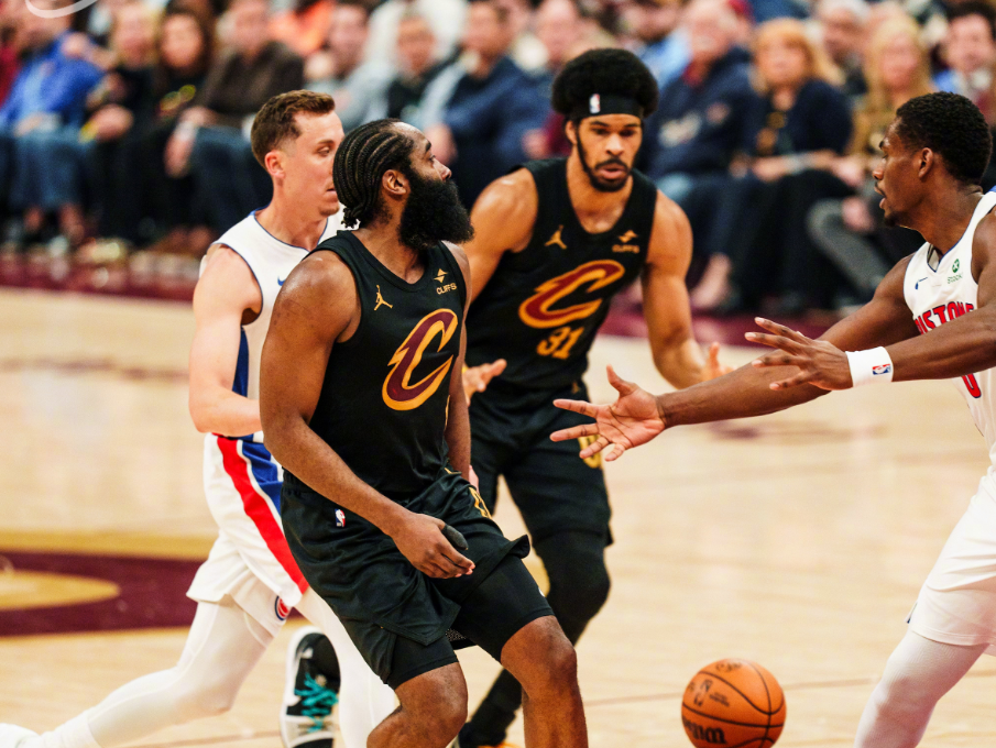 体育新闻-哈登18分7助，骑士复仇东部第1！一战引出两点思考，哈登功不可没