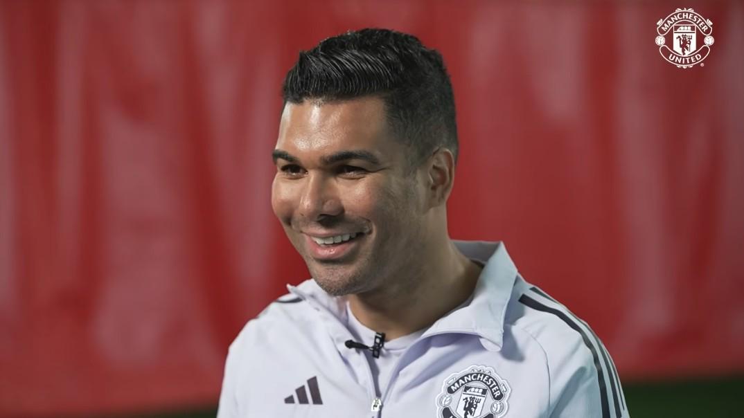 体育直播-卡塞米罗：我永远都会是曼联的球迷；梅努是曼联的现在和未来